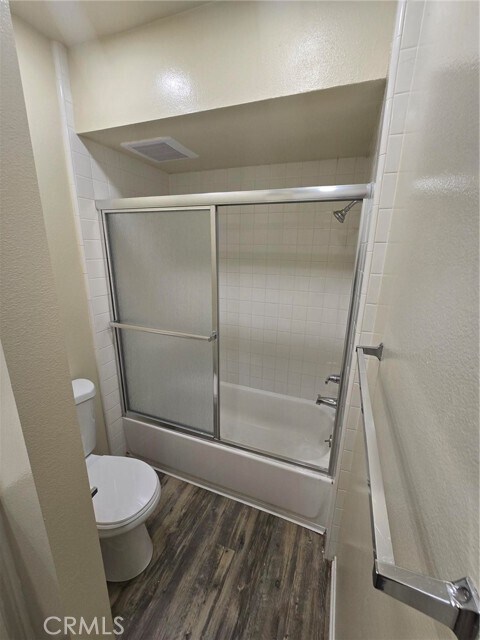 Building Photo - 220 12th St