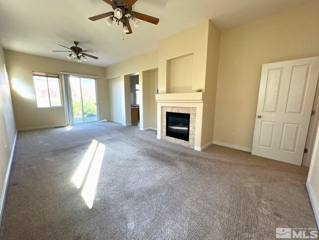 Building Photo - 5555 Sawgrass Ln