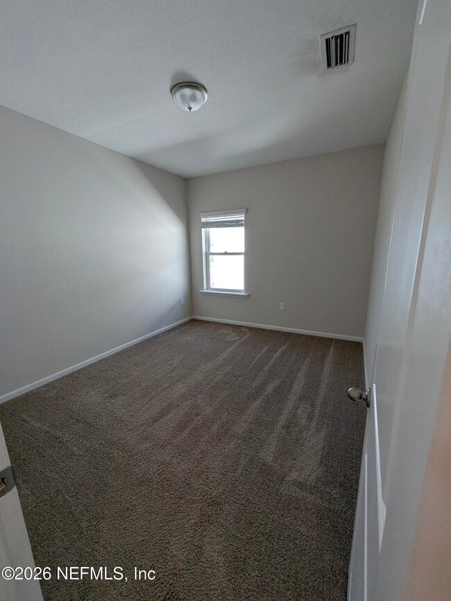 Building Photo - 100 Golden Fern Dr