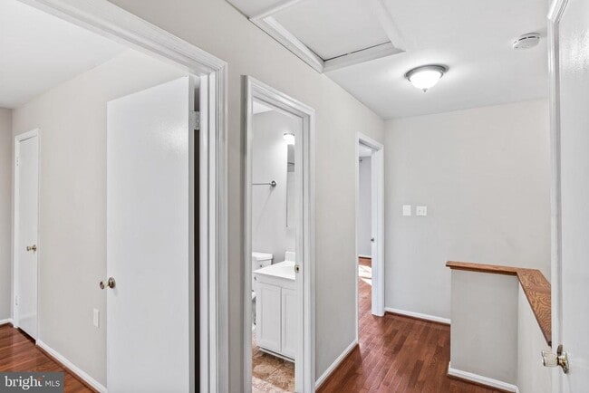 Building Photo - 5416 Wycklow Ct