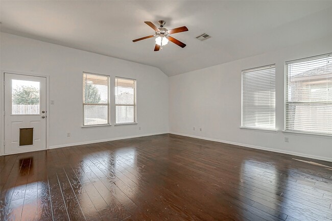 Building Photo - 11618 Lantana Reach Dr