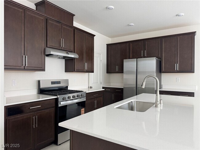 Building Photo - 9143 Rivington Ave