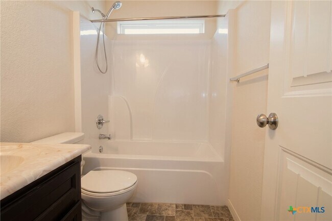 Building Photo - 4506 Colonel Dr