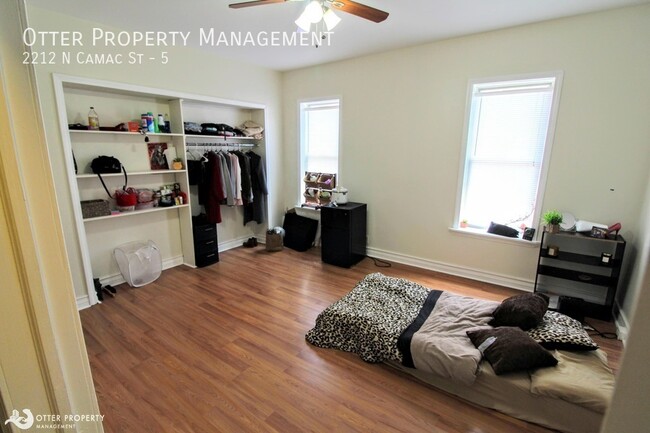 Building Photo - Room for Rent- Clean, Private Room for Ren...