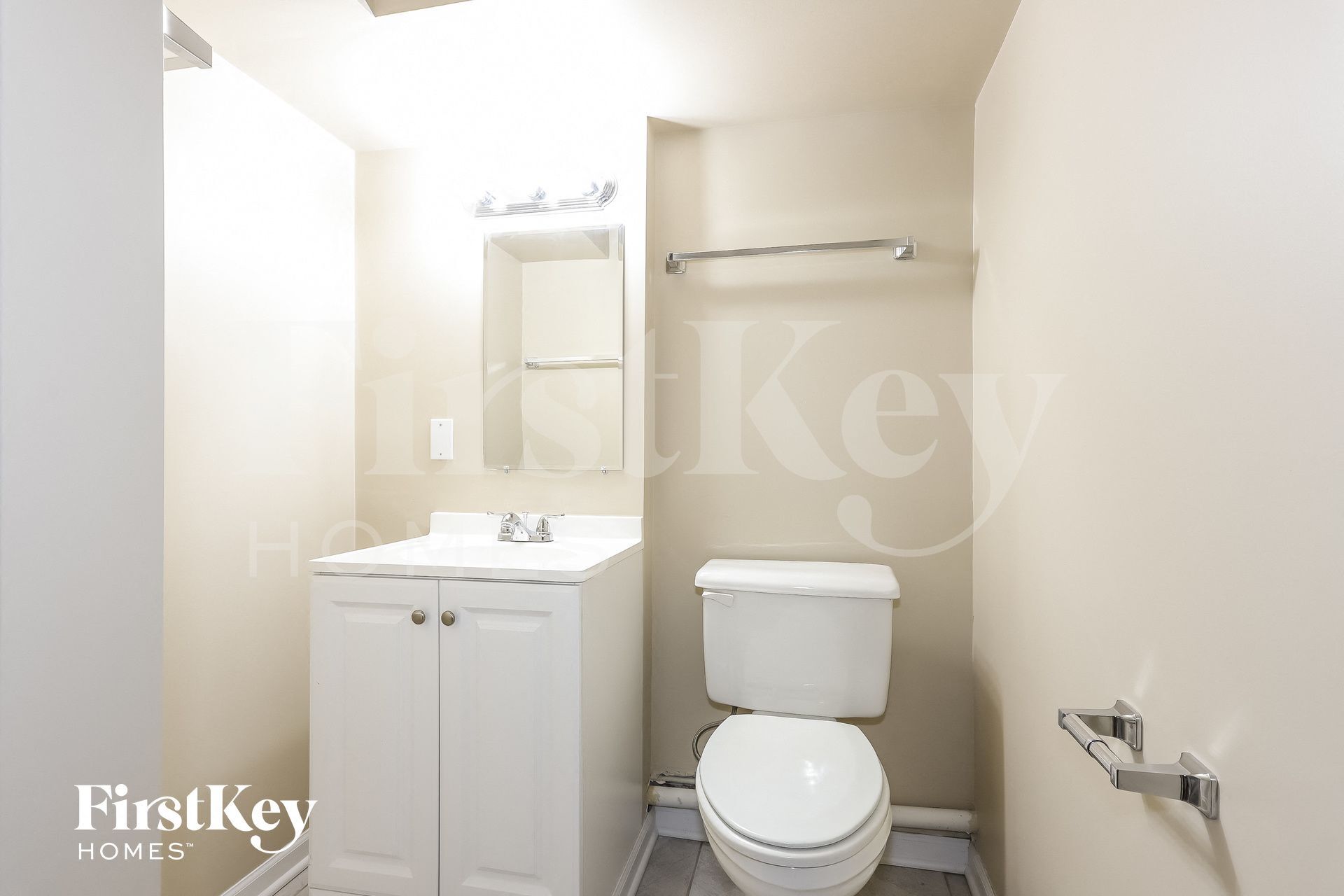 Building Photo - 217 Fairfield Dr