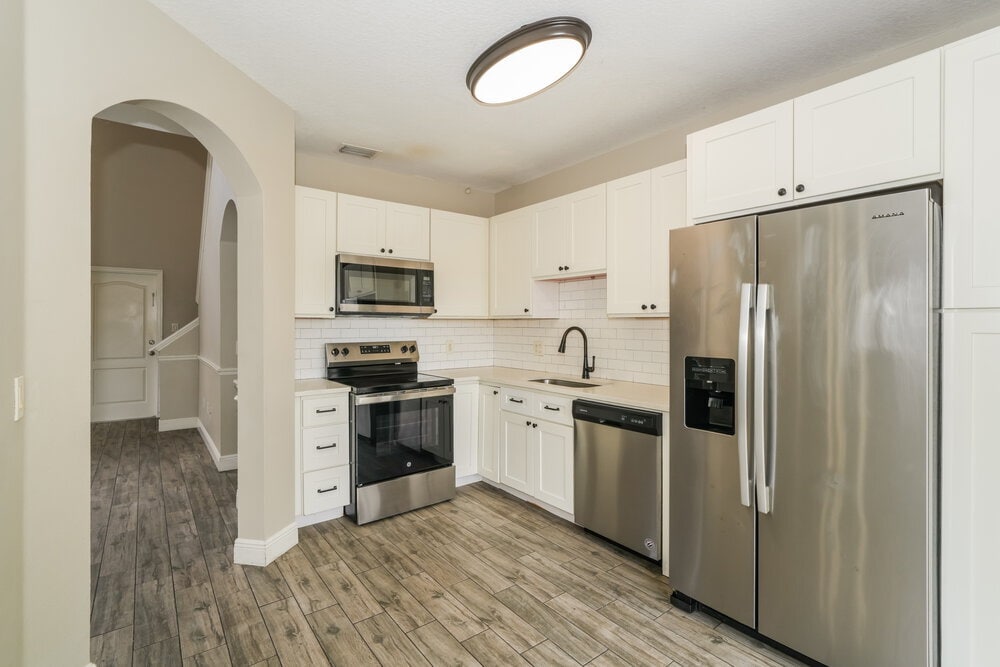 Building Photo - 18034 Birdwater Dr