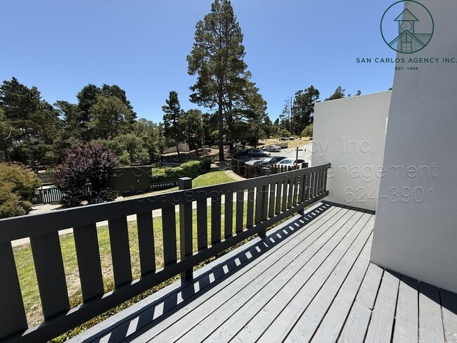 Building Photo - Two Bedroom High Meadow Condominium