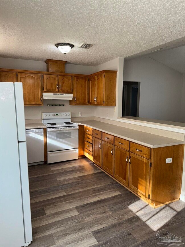 Building Photo - 7228 Bogey Ln