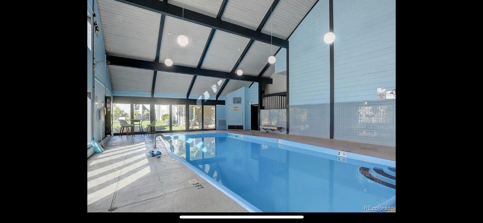 Building Photo - 3315 S Monaco Pky