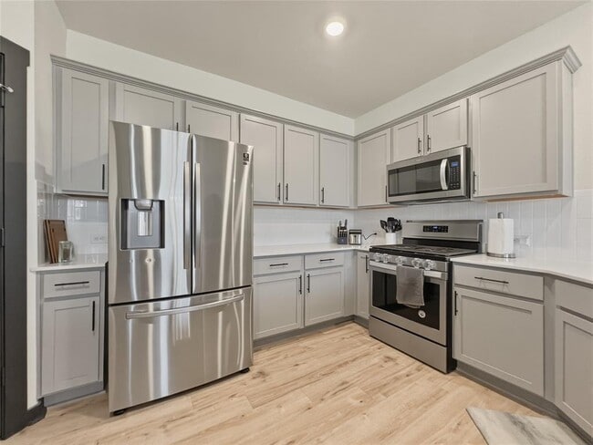 Building Photo - 10620 Deaton Ln