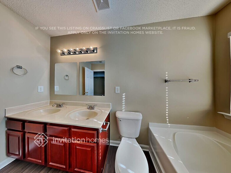 Building Photo - 314 Rondelay Dr