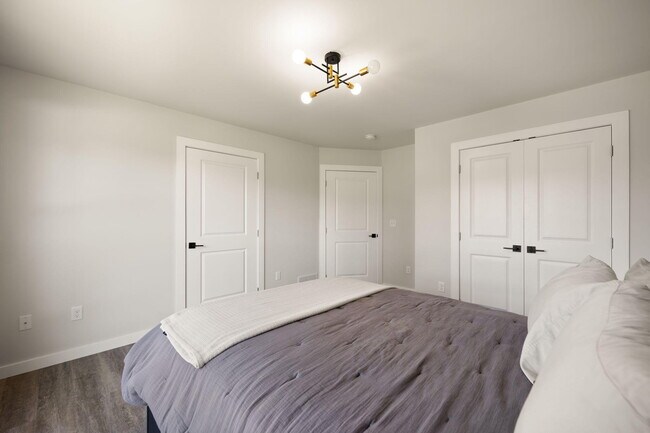 Building Photo - B2 Nasim Way