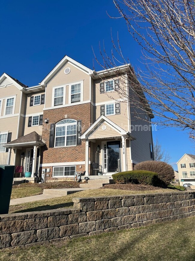 Building Photo - 112 Lakeshore Dr