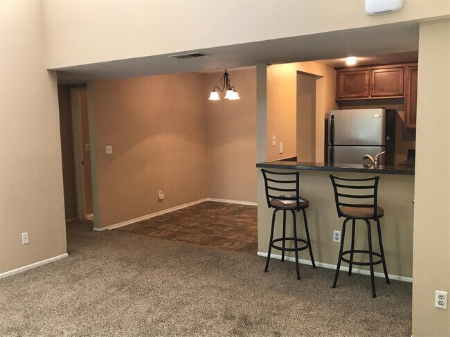 Building Photo - 24105 Del Monte Dr.