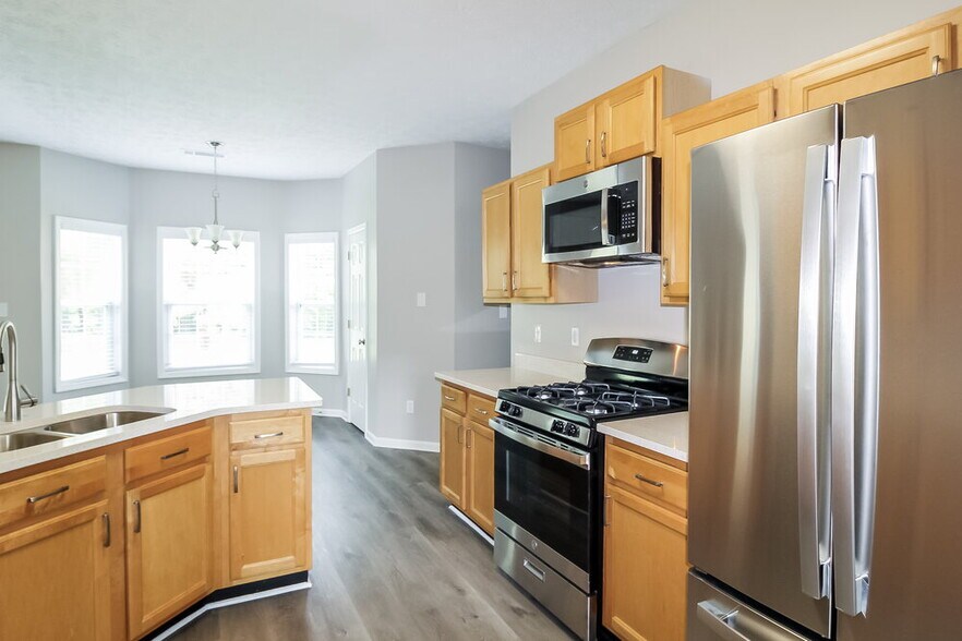 Building Photo - 2530 Cordillo Dr