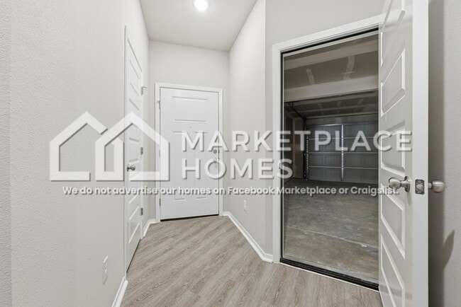 Building Photo - 8903 Preston Wood Dr