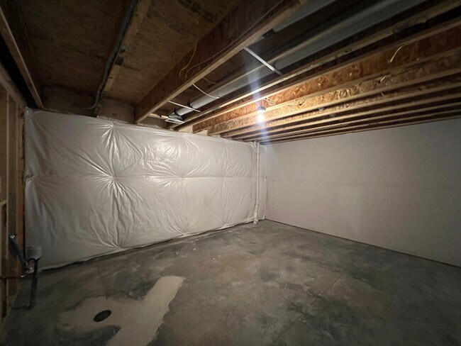 Building Photo - 1283 NW Williamsburg Ln