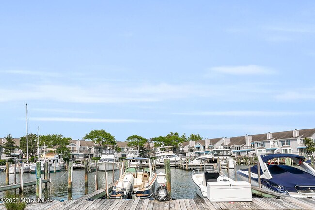 Building Photo - 4 Bay Point Harbour