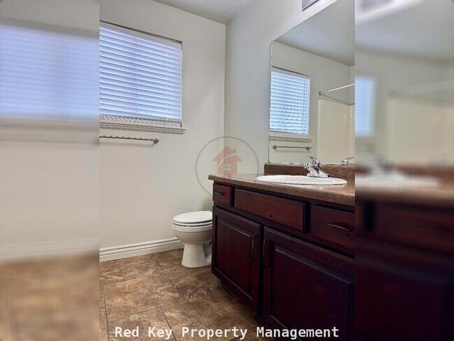 Building Photo - 234 W 2200 N