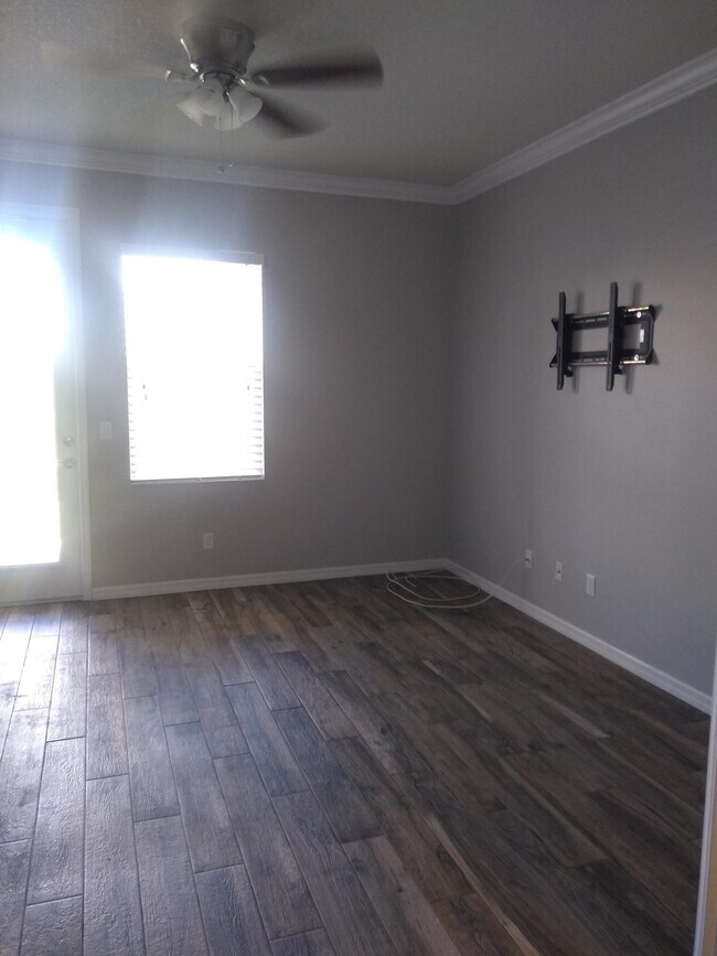 Building Photo - 1362 Turnbridge Dr