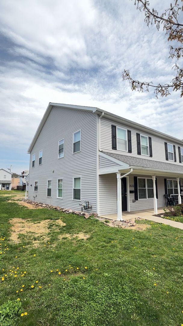 Building Photo - Williamsport PA- 3 Bedroom 1.5 Bath House