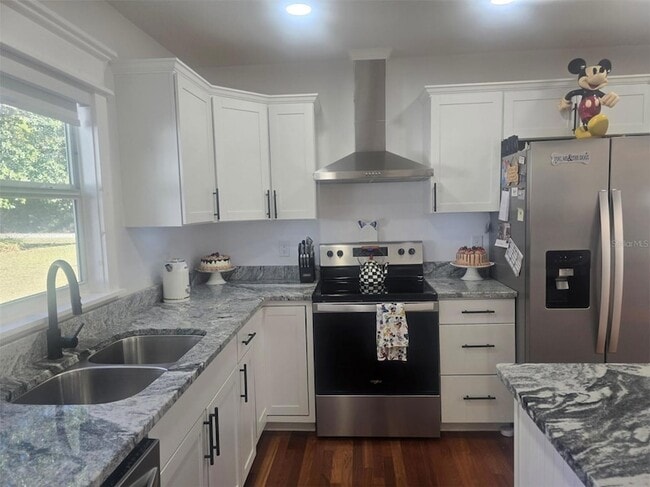 Building Photo - 13091 Old Crystal River Rd