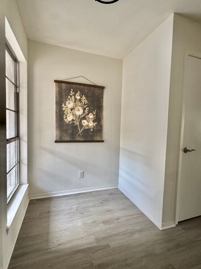 Building Photo - NOW AVAILABLE - Furnished Short Term Rental w/ Beautiful Views!