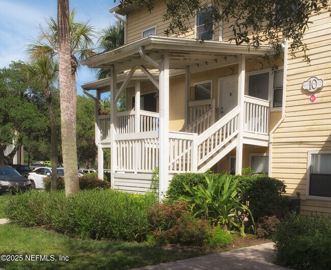 Primary Photo - 100 Fairway Park Blvd