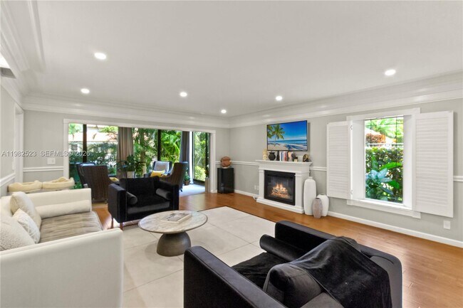 Building Photo - 4161 S US Hwy 1