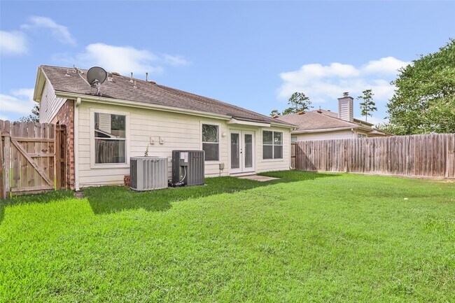 Building Photo - 671 Cypresswood Trce