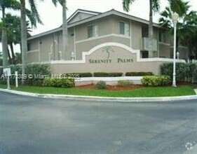 Building Photo - 3231 Sabal Palm Manor