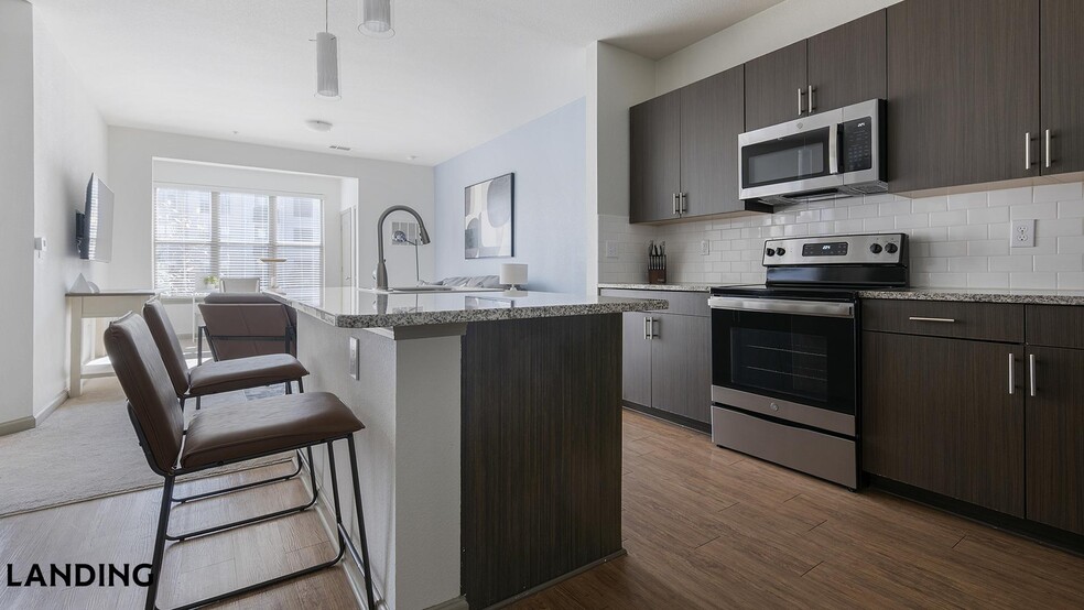 Building Photo - 10051 Perimeter Station Dr