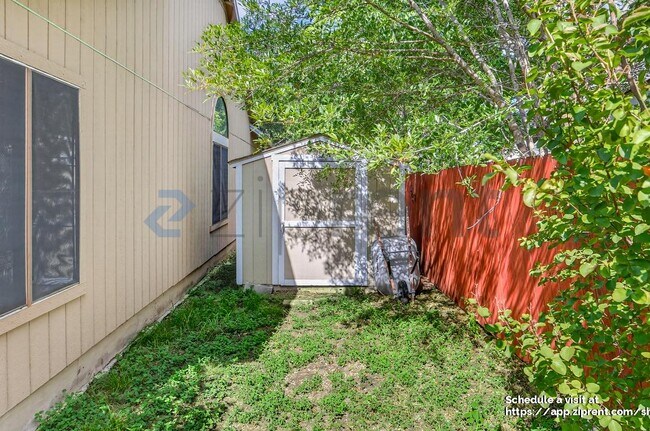 Building Photo - 8314 Clays Point
