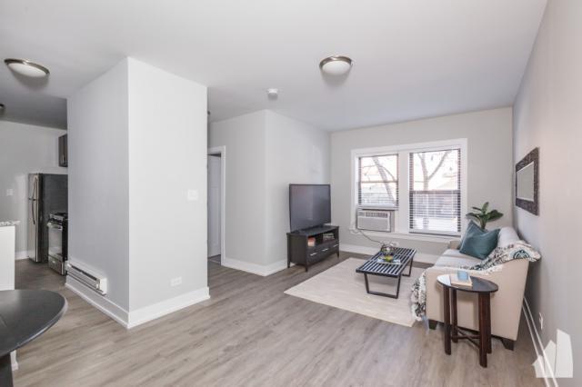 Building Photo - 1 bedroom in Chicago IL 60657