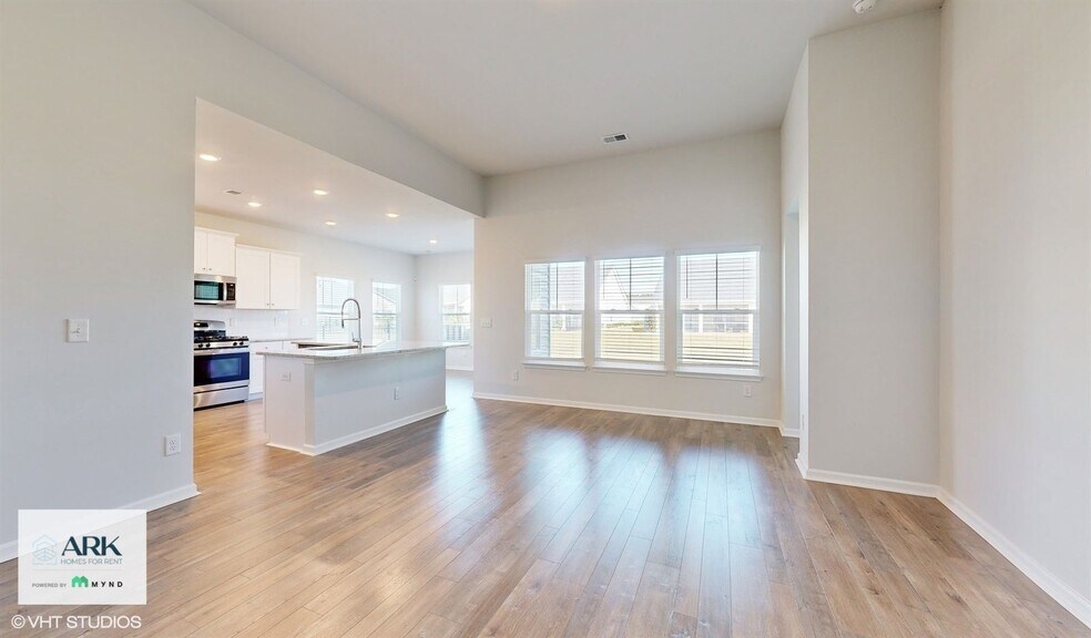 Building Photo - 163 Barwick Dr NW