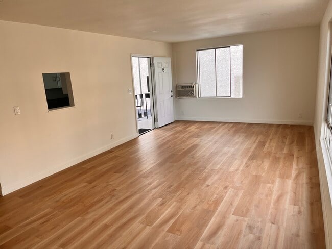 Building Photo - 1343 N Sierra Bonita Ave