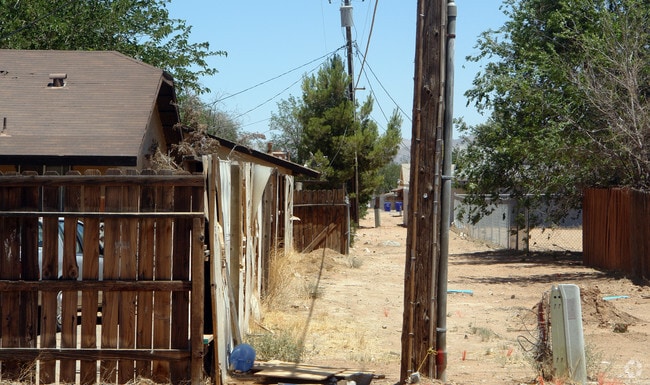 Building Photo - 20237 Zuni Rd