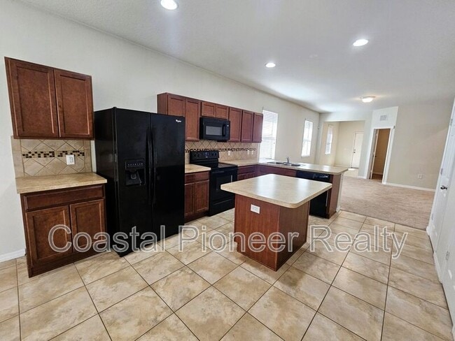 Building Photo - 6302 Magnolia Park Blvd