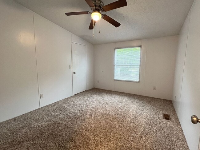 Building Photo - AVAILABLE NOW | PETS ALLOWED OUTDOORS ONLY...