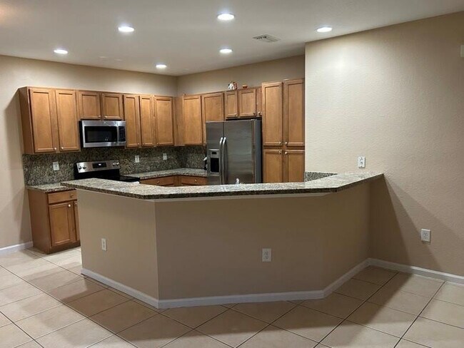 Building Photo - 6132 Grand Cypress Cir W