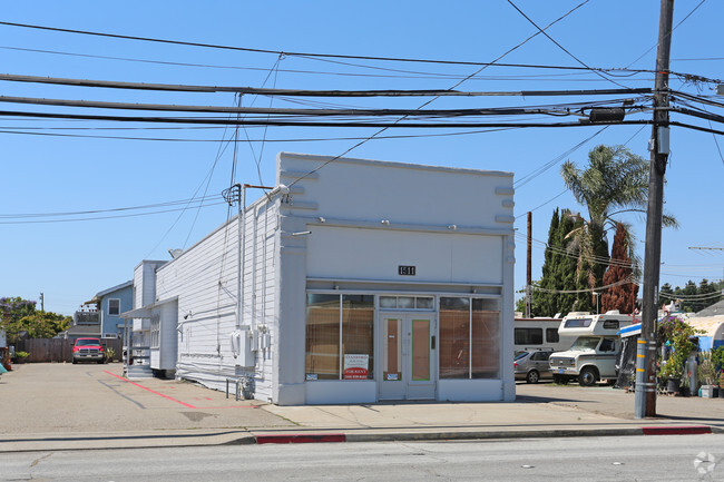 Primary Photo - 1495-1511 150th Ave