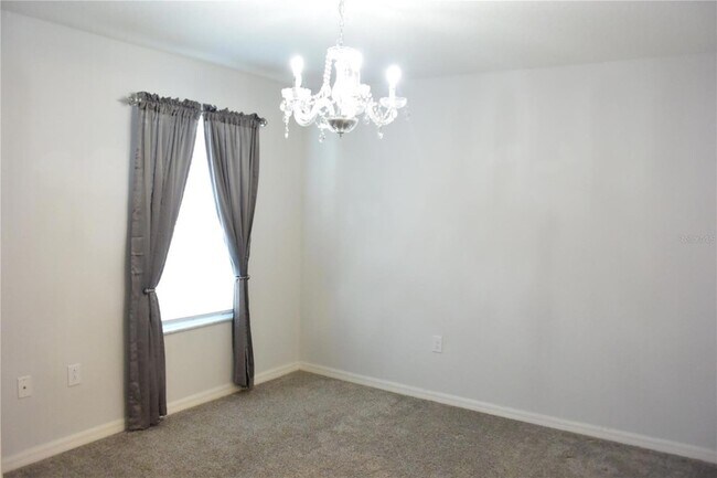 Building Photo - 1213 Grantham Dr