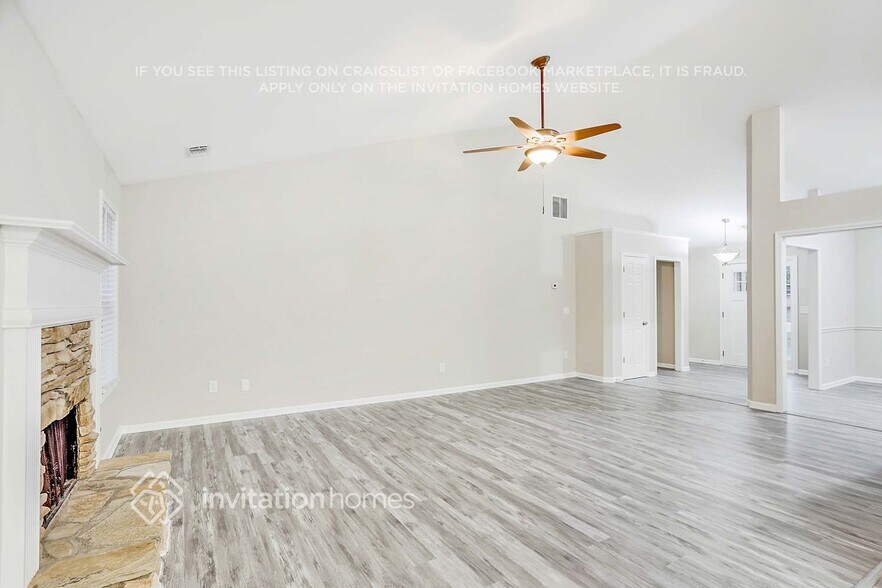 Building Photo - 63 Legend Creek Cove