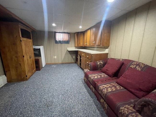 Building Photo - Bright & Updated 2-Bed Home in Dalton- $2450