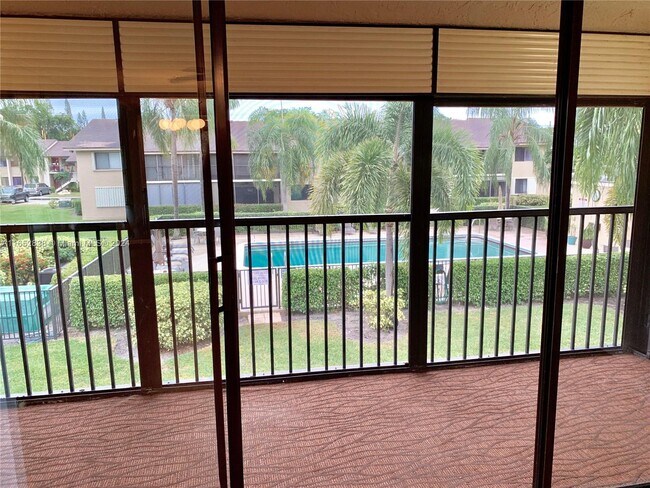 Building Photo - 130 SE 7th St