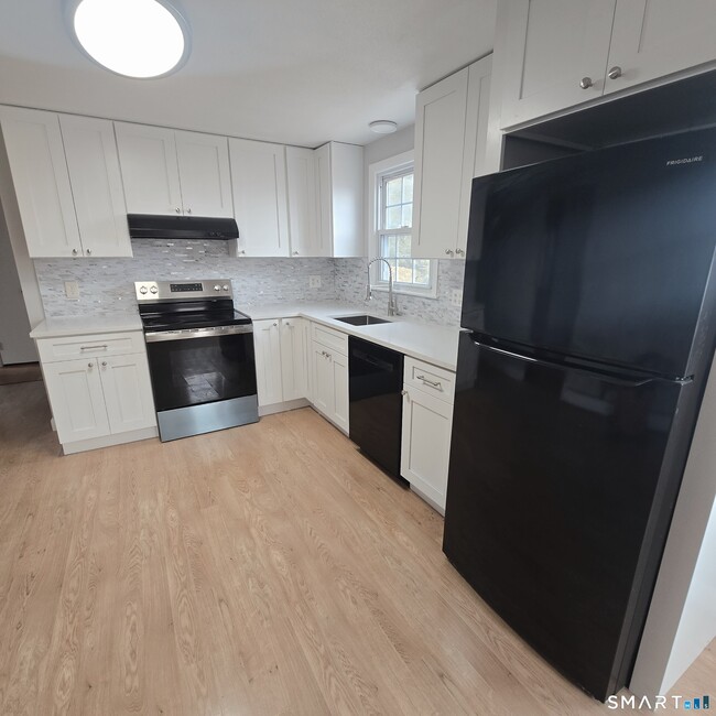 Building Photo - 26 Tifton Rd