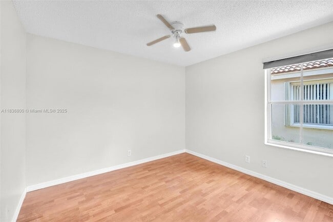 Building Photo - 1617 Zenith Way