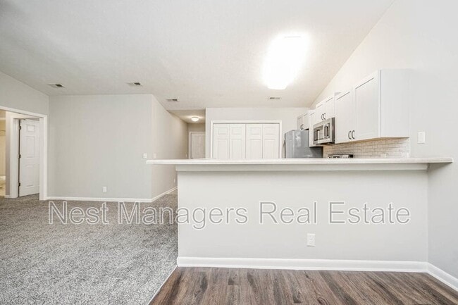 Building Photo - 6760 Willowbrook Dr