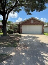 Building Photo - 7201 Cayenne Ln