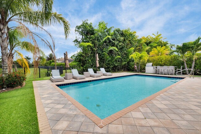 Building Photo - 9712 Celtic Sea Ln